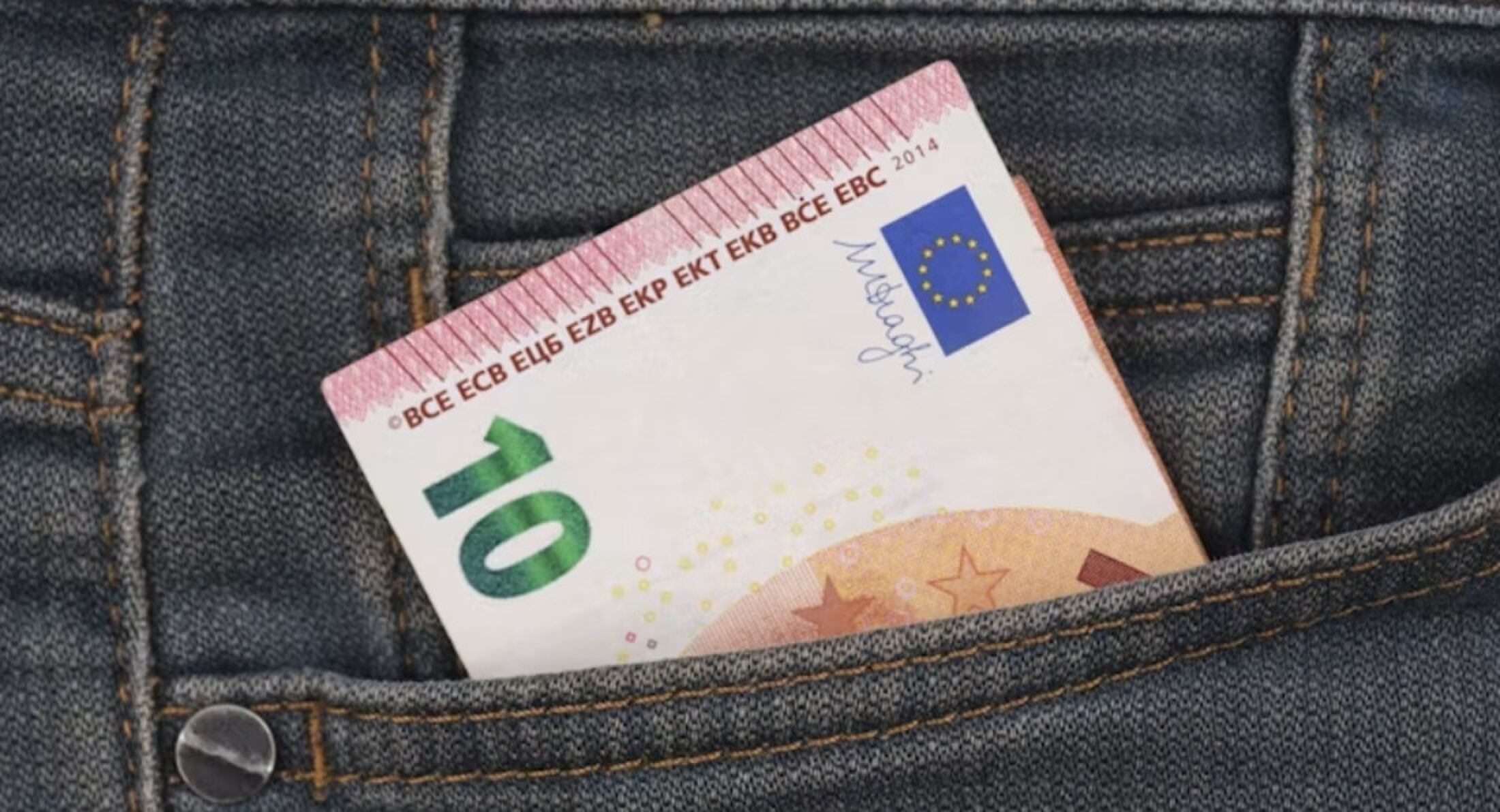 Geld, wat je in Amsterdam moet betalen aan afvalbelasting.