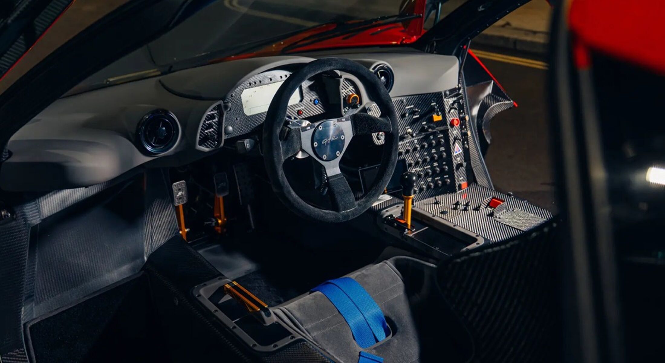 Het interieur van de McLaren.