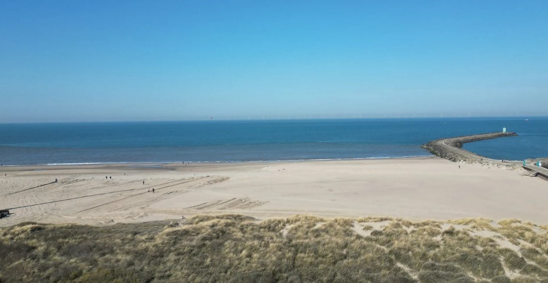 Het uitzicht op zee.