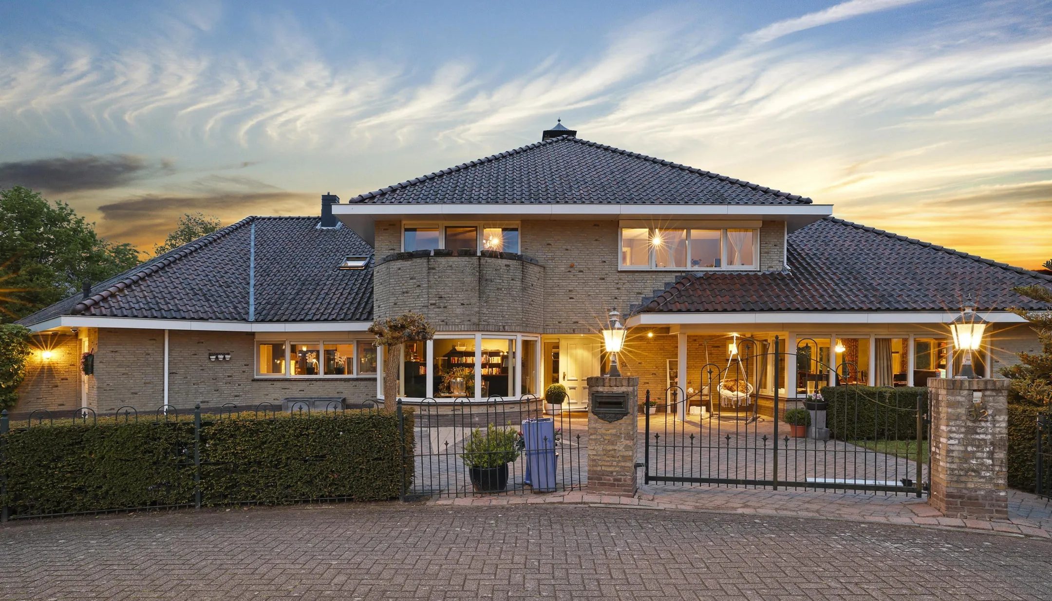 De voorzijde van de woning van Aron Winter.