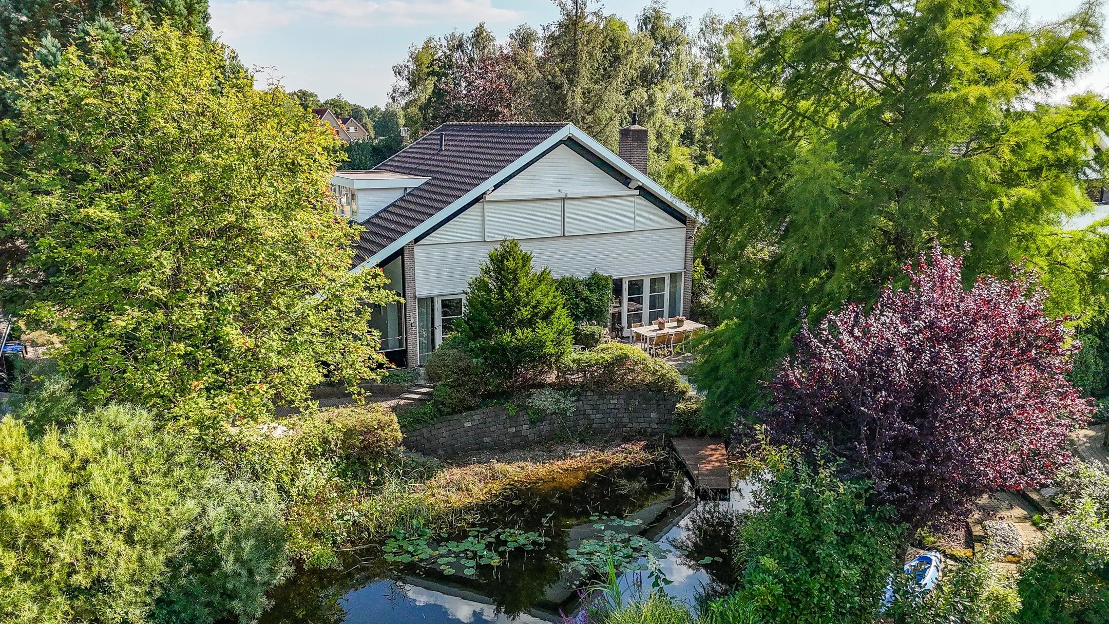 De buitenzijde van de woning.