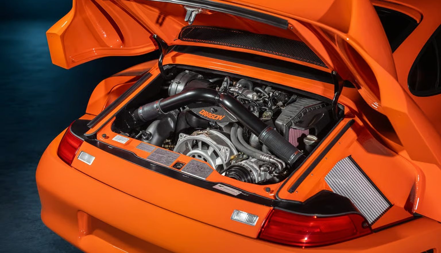 De motor van de RUF Project Dragon.