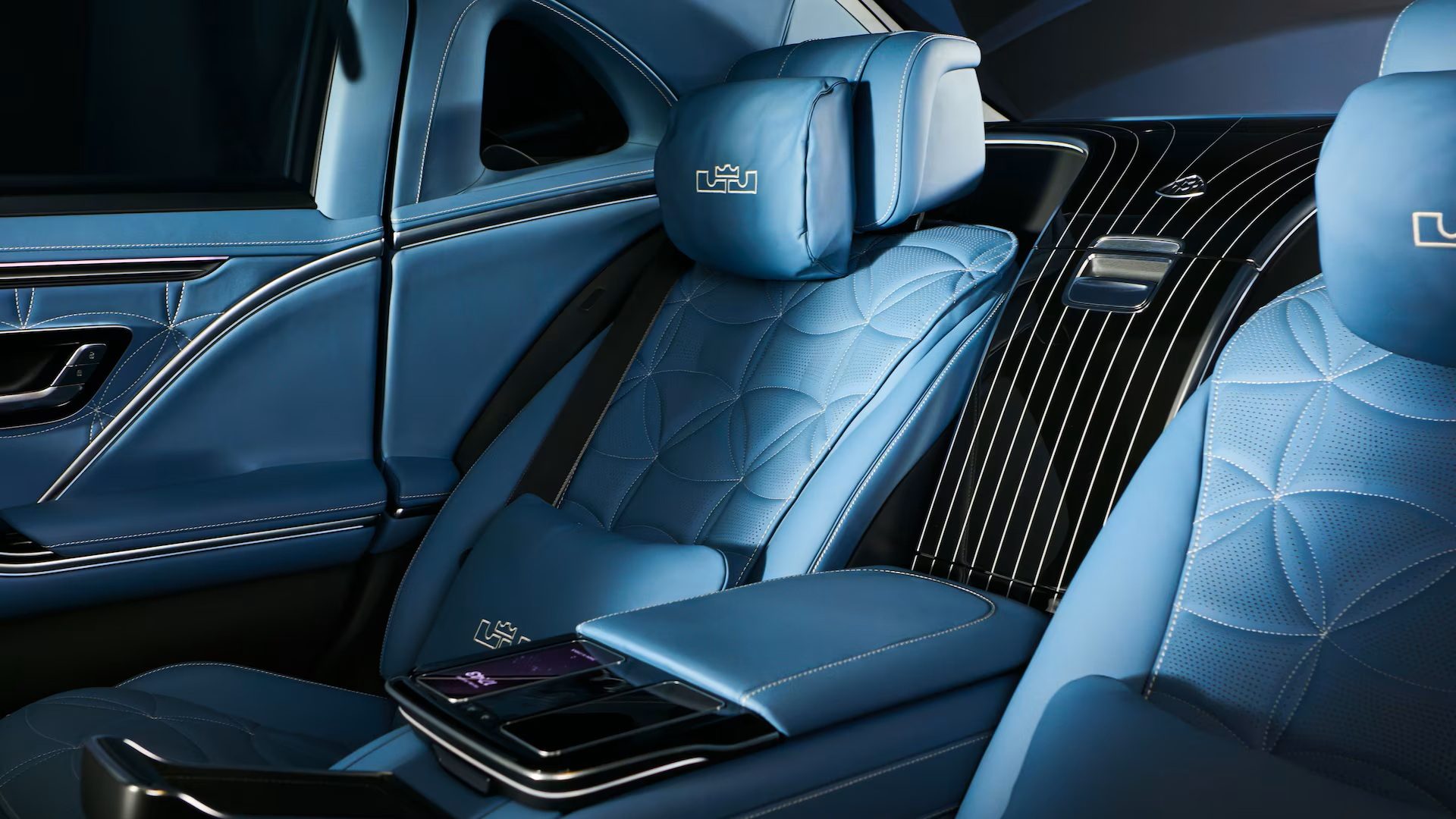 Het interieur van de Mercedes van LeBron James.