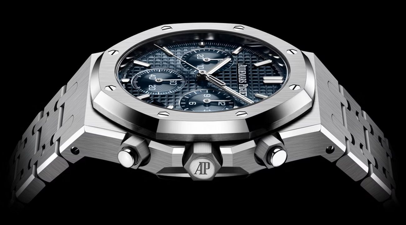 De zijkant van de Royal Oak.