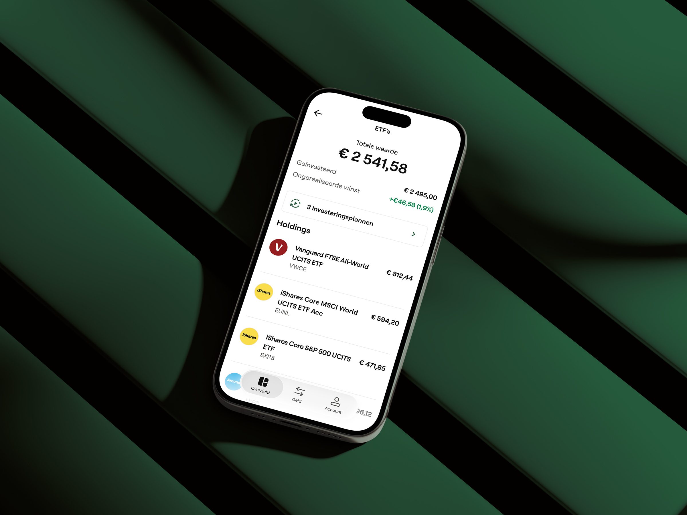 Een telefoon met de beleggingsapp Mintos