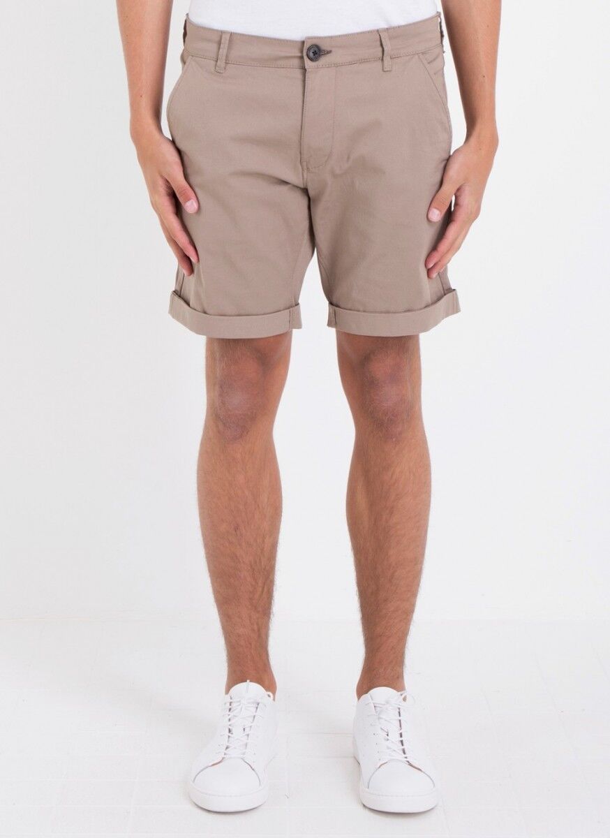 man man chino short