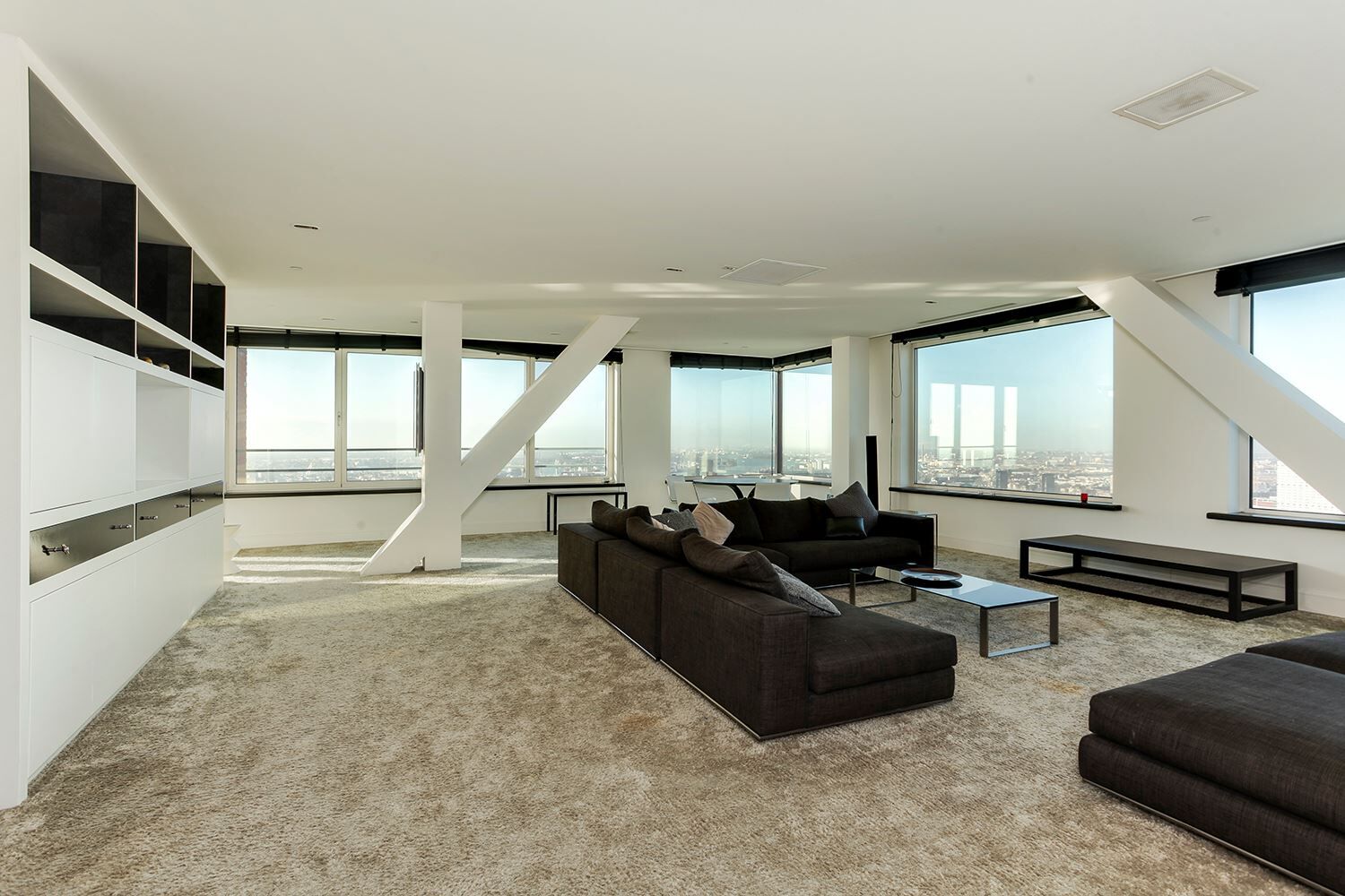 Penthouse rotterdam man man bovenste etage duurste huis 2