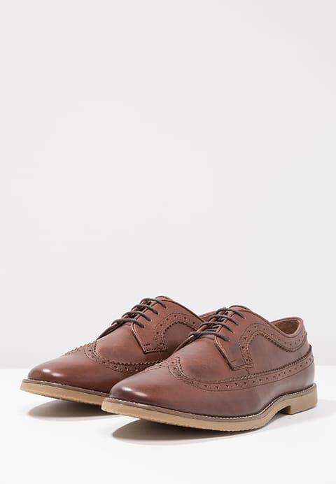 brogues casual man man