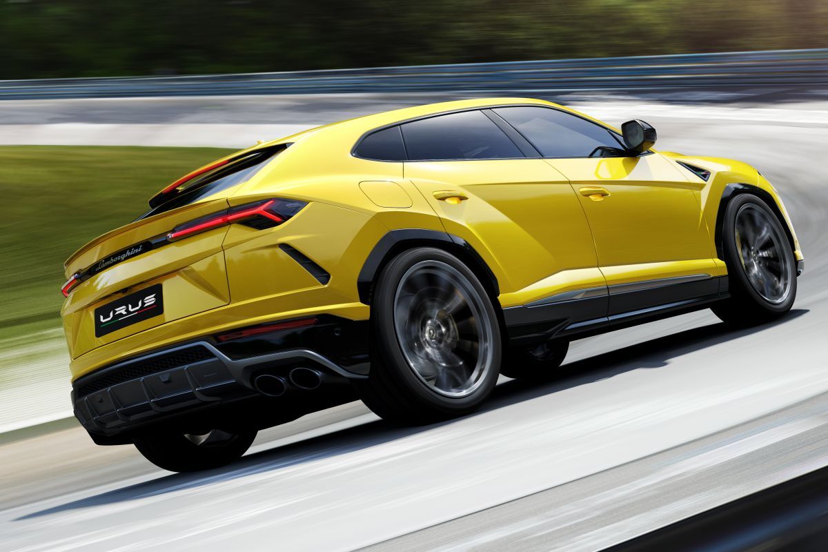 lamborghini urus MAN MAN 13