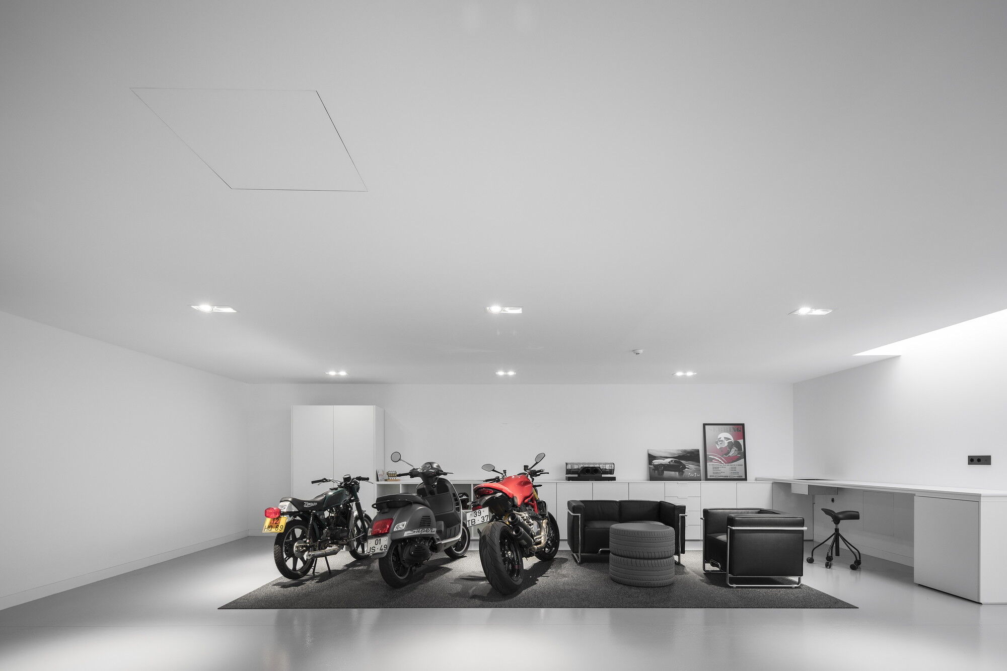 Garage 6