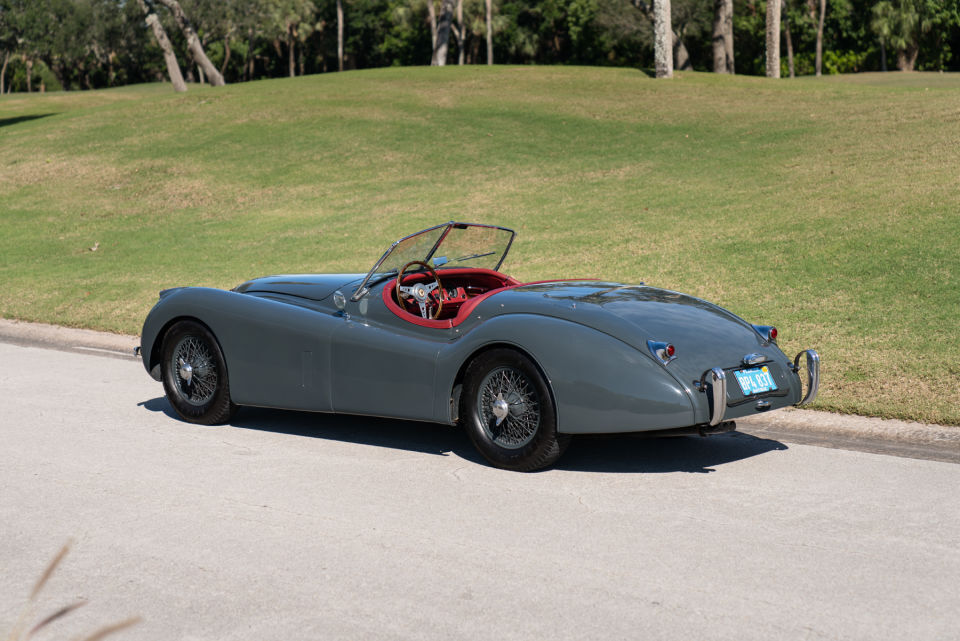 Jaguar roadster MAN MAN 10