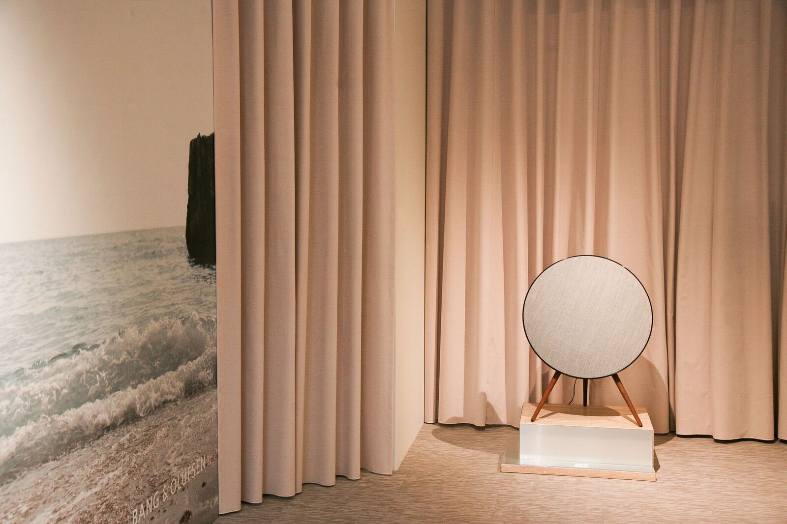 bang olufsen pop up store man man 03