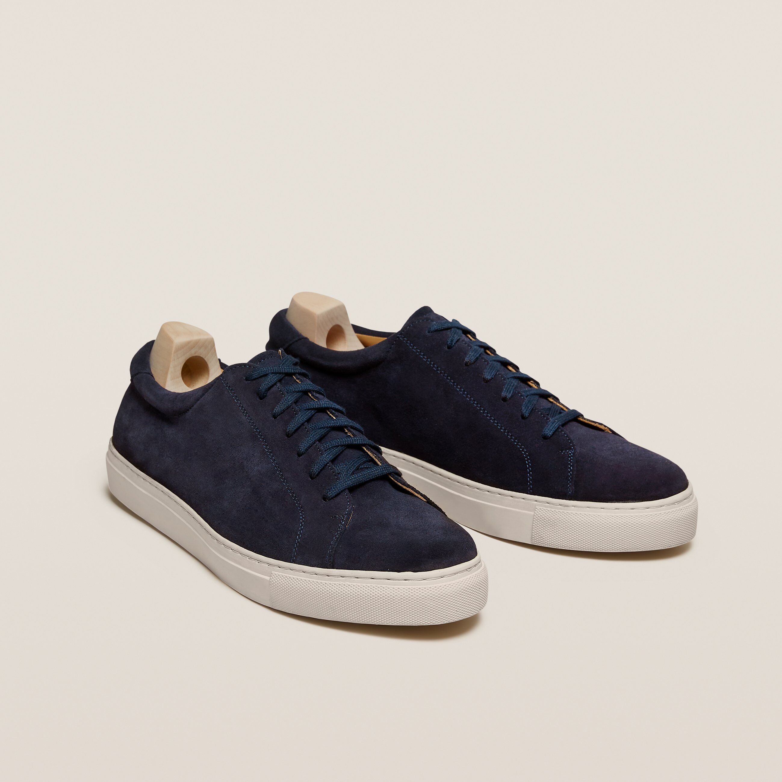 blauwe sneaker