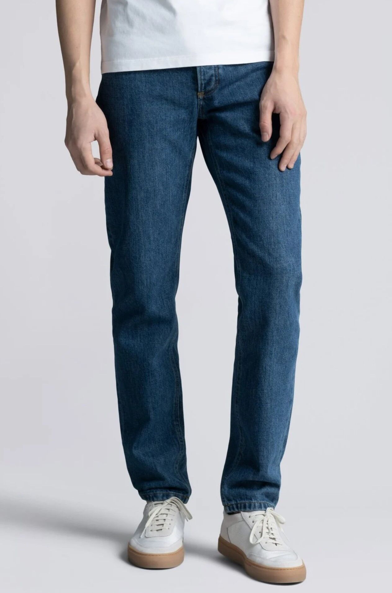 tapered fit jeans