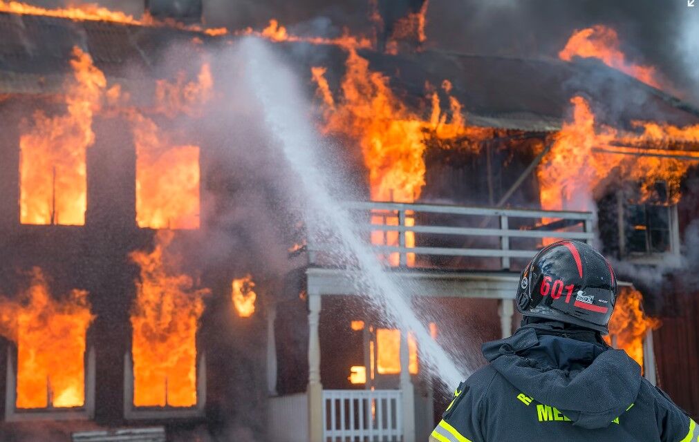 huis in brand