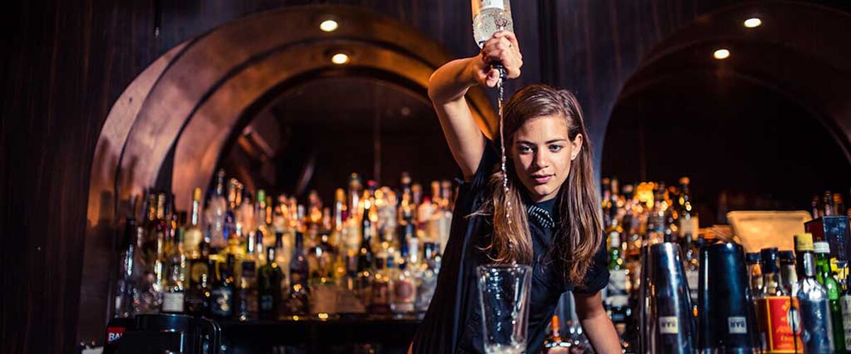 Nederlands beste, vrouwelijke bartender: de dranktrends van 2016