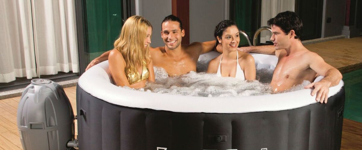 5 opblaasbare jacuzzi’s voor een prikkie