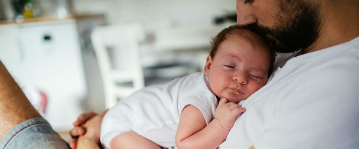 Zo krijg je grip op het slaapritme van je baby