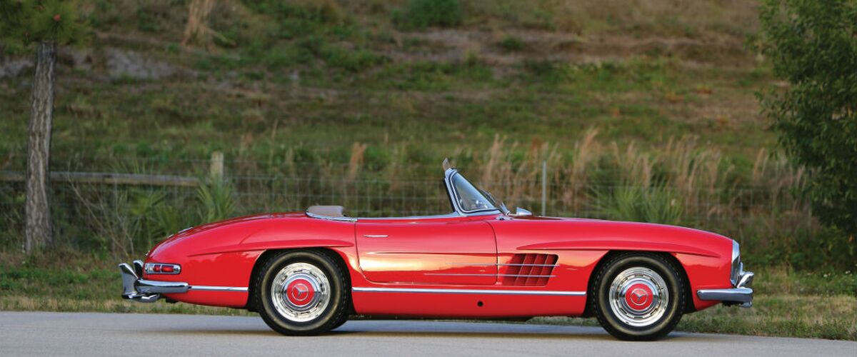 Mercedes-Benz 300 SL roadster met authentieke motor