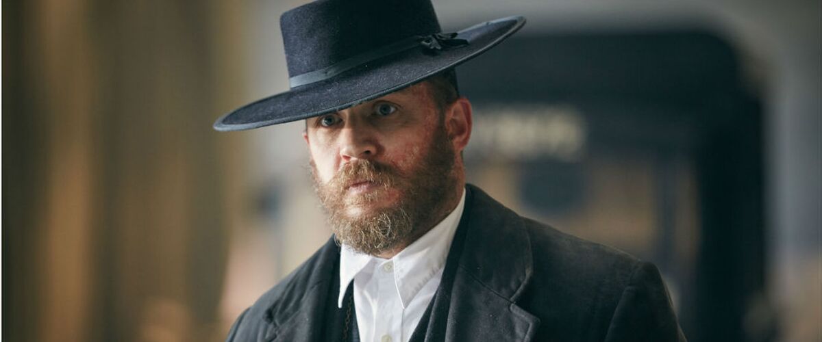 De eerste beelden van Fonzo, met Tom Hardy als Al Capone, zijn bekend