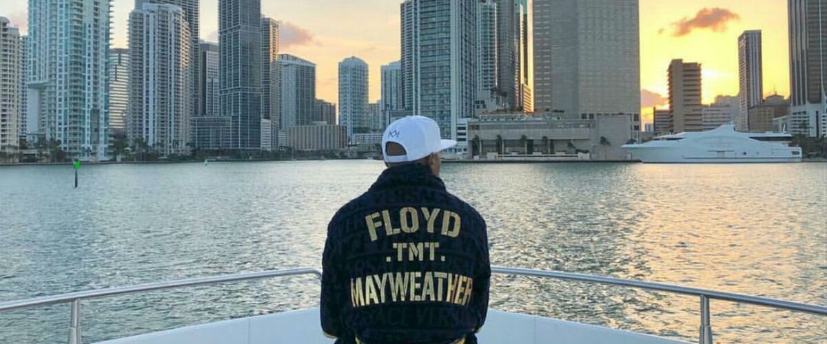 Mayweather denkt aan overname van Newcastle United