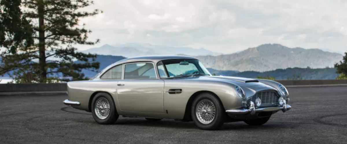 Deze indrukwekkende Aston Martin DB5 gaat binnenkort onder de hamer