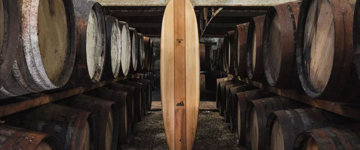 Dit stijlvolle surfboard is gemaakt van Glenmorangie whiskyvaten