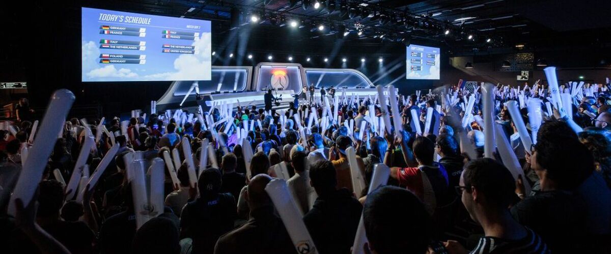 MAN MAN bezocht de Overwatch Worldcup in Parijs