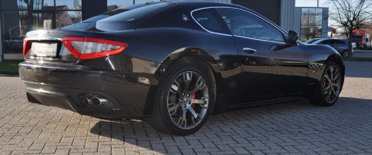 Voor een prikkie kan jij de eigenaar worden van deze Maserati