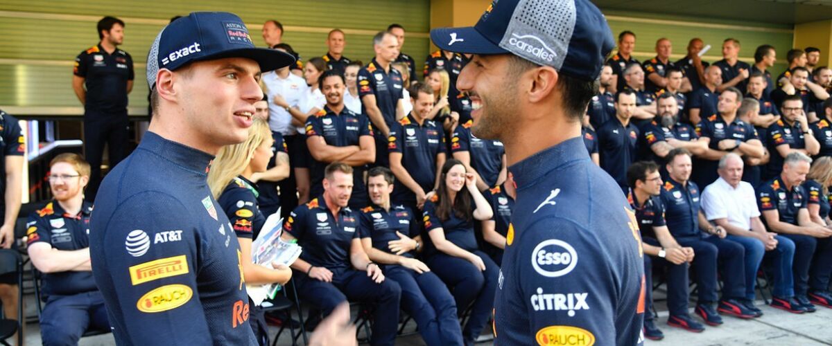 Het bizarre salaris van Max Verstappen, Hamilton en andere F1-coureurs