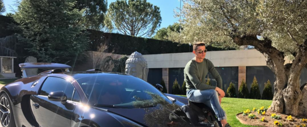 Cristiano Ronaldo koopt de duurste auto ter wereld