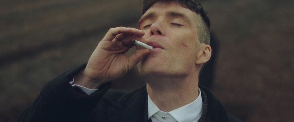 Zo veel moet Cillian Murphy roken in één seizoen Peaky Blinders