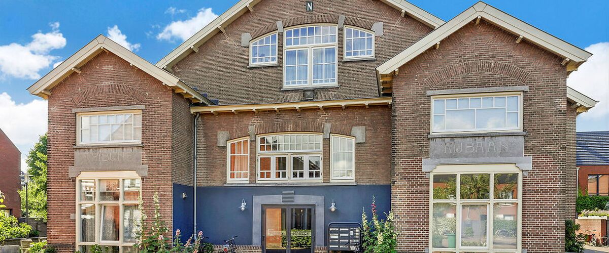 Te koop in Haarlem: oude kazerne omgetoverd tot fantastisch New Yorks’ loft