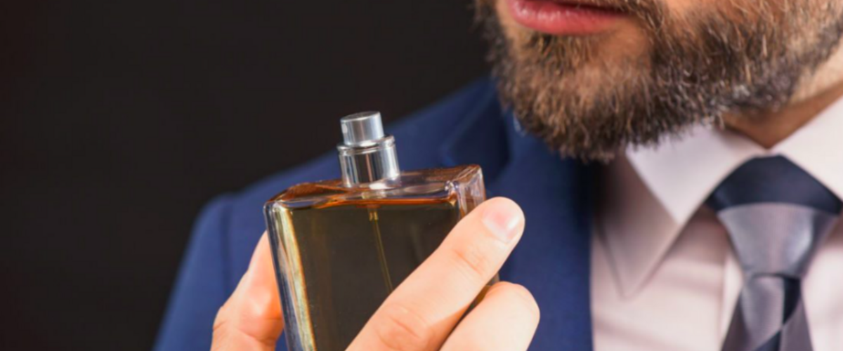 Hoe gebruik je parfum nou écht?