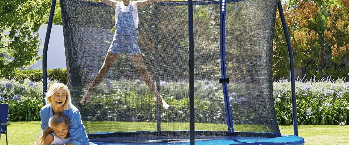 Aldi komt met spotgoedkope, grote trampoline met veiligheidsnet