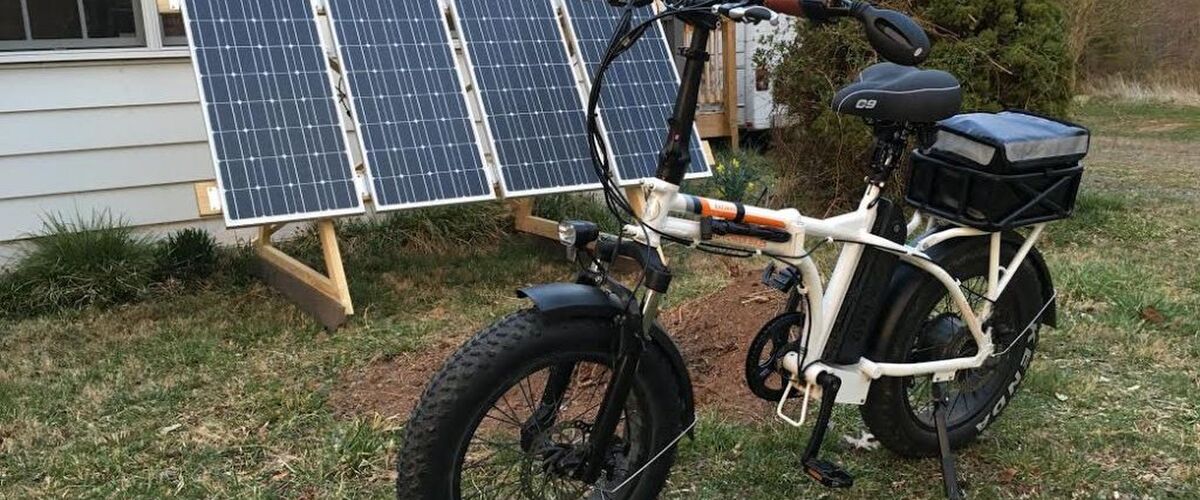 Man bouwt zelf een e-bike die werkt op zonne-energie