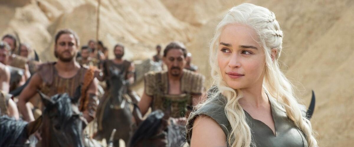 Emilia Clarke (Game of Thrones) verloot maar liefst 12 dates met haar