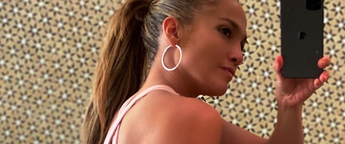 Jennifer Lopez gaat viral met een foto in een strakke sportlegging