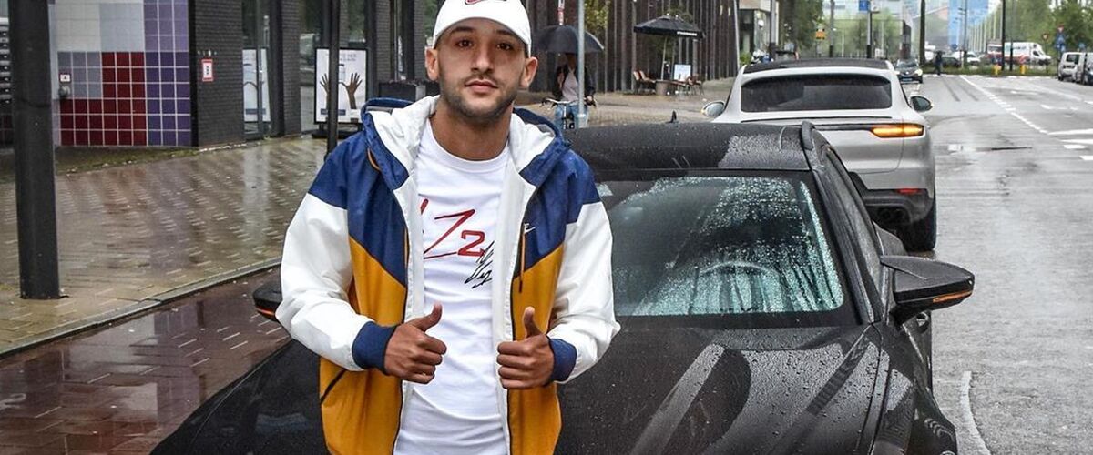 Hakim Ziyech koopt nieuwe auto van ruim 3 ton