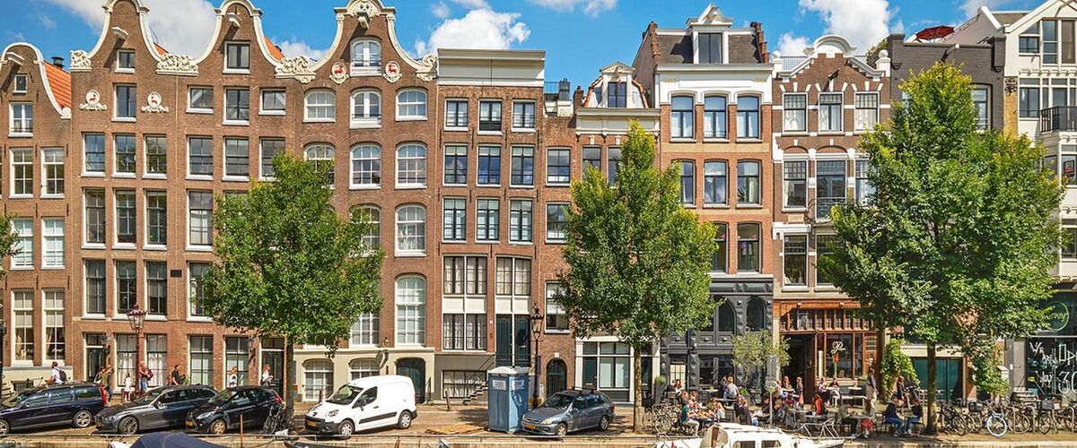 Waanzin: geheel onafgewerkt kippenhok aan Prinsengracht te koop voor ongelofelijke prijs