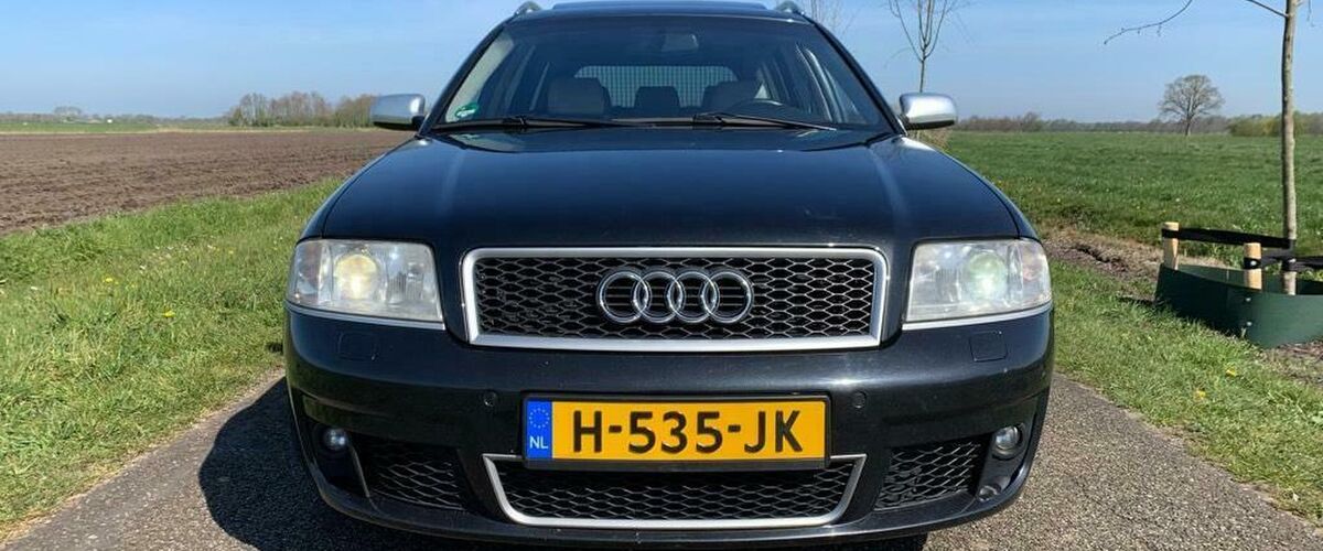 Deze lekker krachtige Audi RS6 occasion staat te koop voor een prikkie