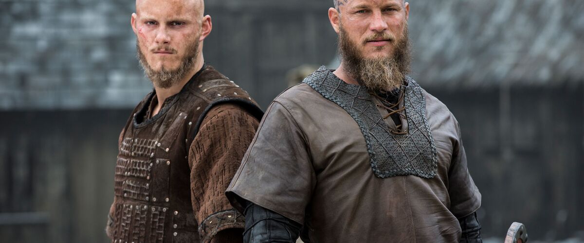 Deze acteurs en actrices in de serie Vikings zijn in het echt onherkenbaar