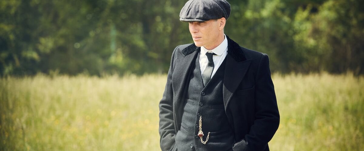 Acteur Sam Claflin laat wat los over Peaky Blinders seizoen 6