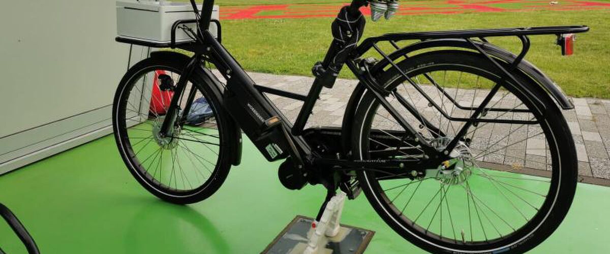 Jouw e-bike draadloos opladen met deze super handige nieuwe technologie