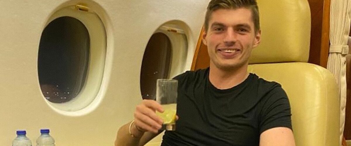 Max Verstappen verwent zichzelf met de aankoop van een luxe privéjet