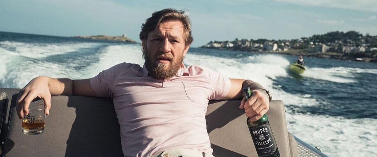 Conor McGregor verkoopt zijn whiskymerk ‘Proper No. 12’ voor een dik bedrag