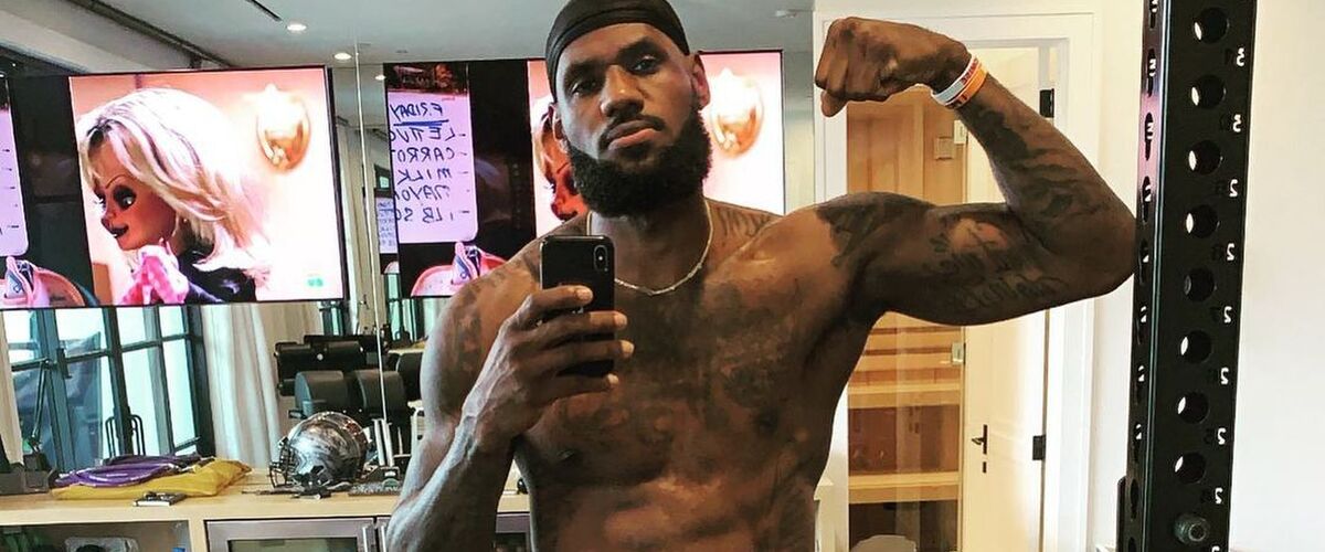 Basketbal legende LeBron James heeft zijn gigantische villa in Miami verkocht