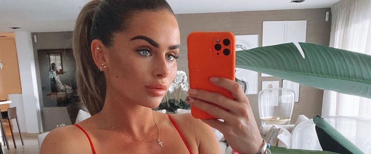 Sarah van Soelen deelt bikini foto op Instagram en blaast iedereen omver