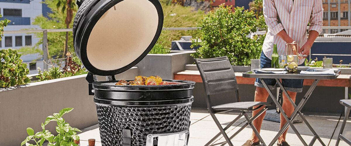 Aldi verkoopt een Mini-Kamado BBQ voor een spotprijsje