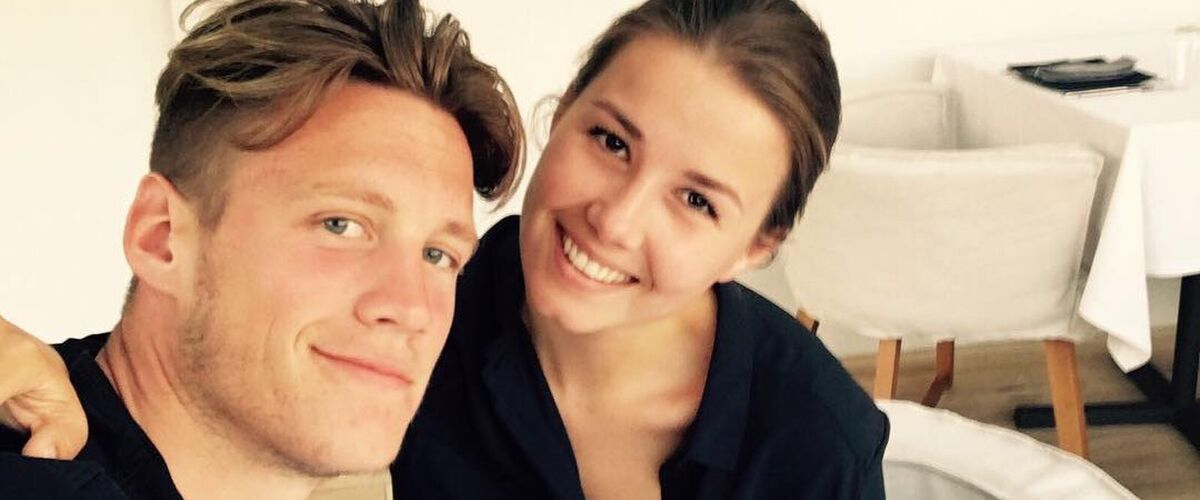 Wout Weghorst schiet ook raak in de liefde met zijn vriendin Nikki van Esch